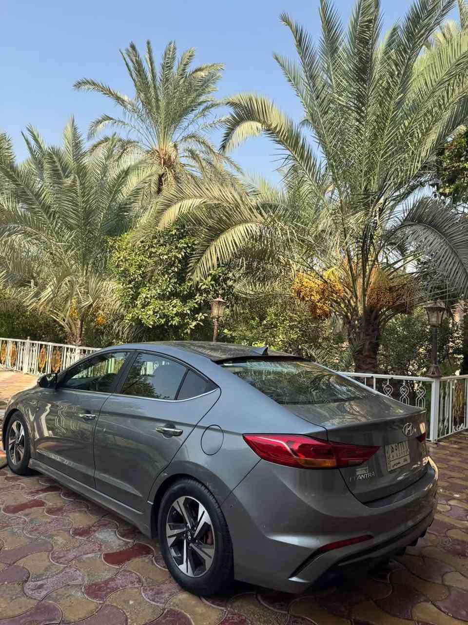 الانتره سبورت 2018
فول مواصفات حادثها بجم السيارة مكينة 1600 تيربو رقم بغداد قديم السيارة جاهزه من كلشي مكانها بغداد المواصلات رايدها 100$ وبيها مجال ***********
