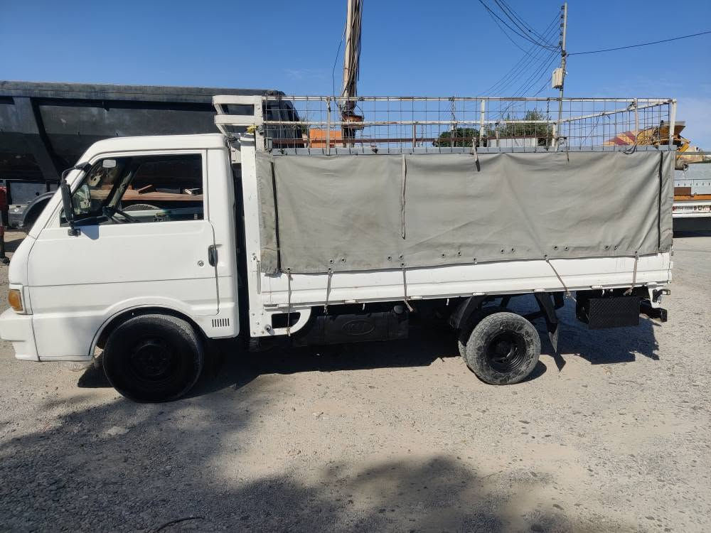 کیای دوتەنی  بینگۆ مۆدێل 1998 گێڕ و مەکینە و شانسی بەشەرت تا بڵێی پاکو جوانە  ئاڕم پلاستیک هەولێر  . بەشەرتی بێکێشەیی . ..نرخی 40 گڵاو  معامەلە ....ناونشان سلێمانی .....*********** السليمانية, العراق
