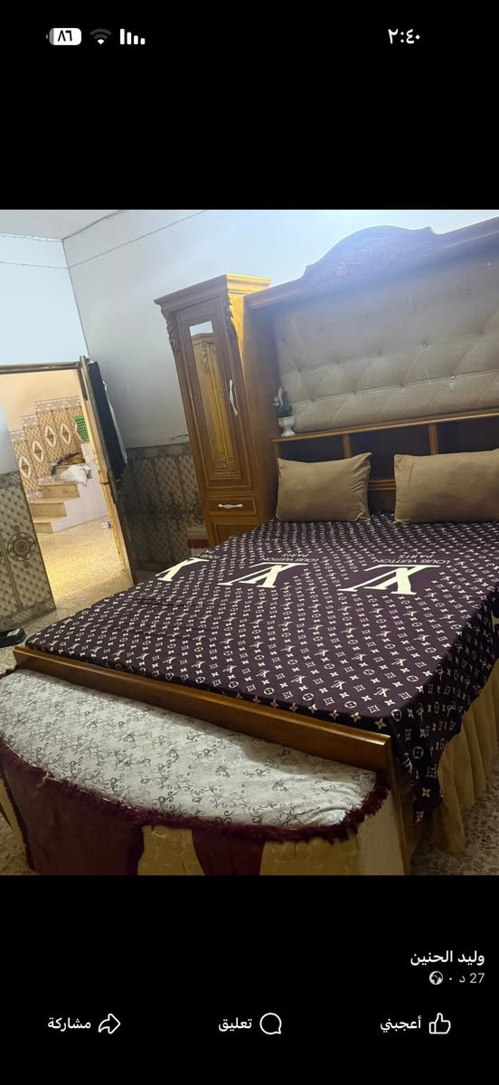 سلام عليكم غرفه نوم تفصال خشب زين مستعمله السعر ٢ونص قفلهه العنوان بغداد شهداء سيديه الاستفسار عله رقم ***********
