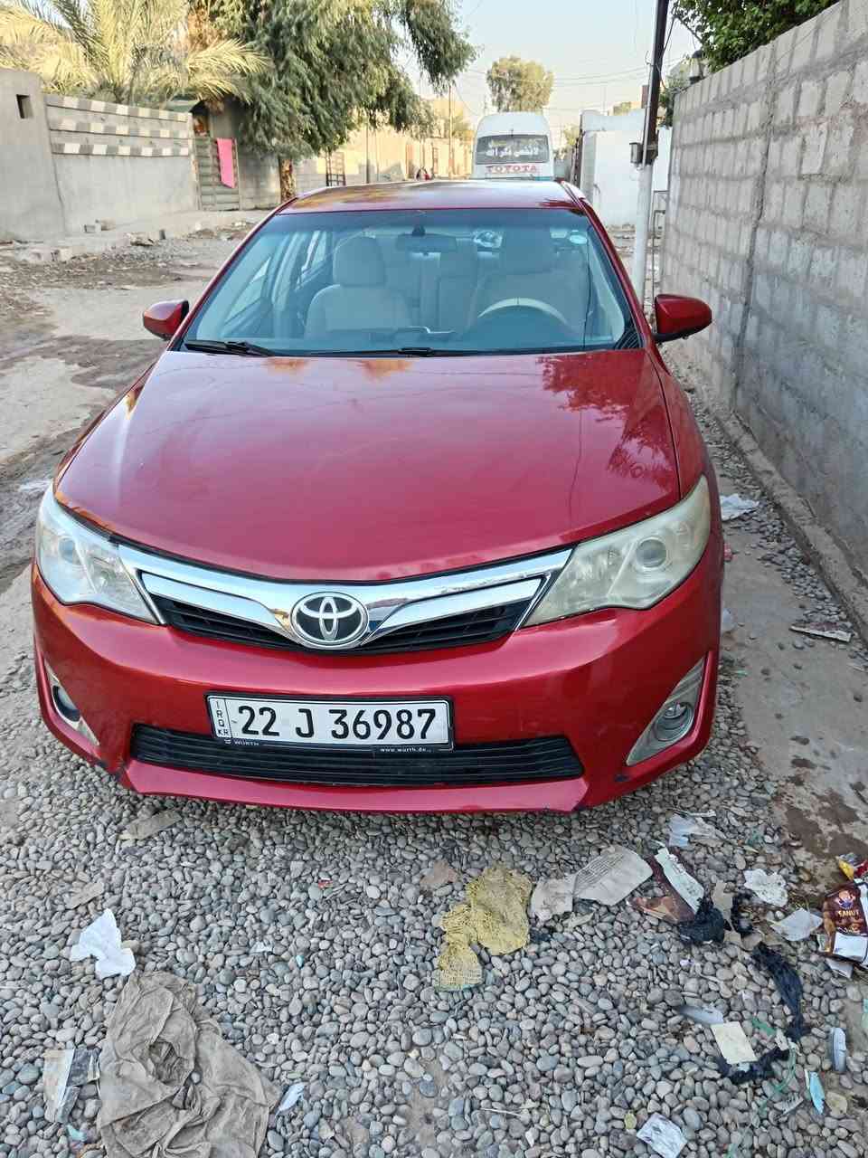 كامري موديل ٢٠١٢ محرك ٢٥٠٠ بيها صبغ جامرلغ طرف السكن ونص البونيد وتعديل بارد السنوية لل ٢٠٢٨ المكان كركوك السعر ١٠٨ ورقة وبيها مجال /***********/ وبيها بطاقة بانزين
