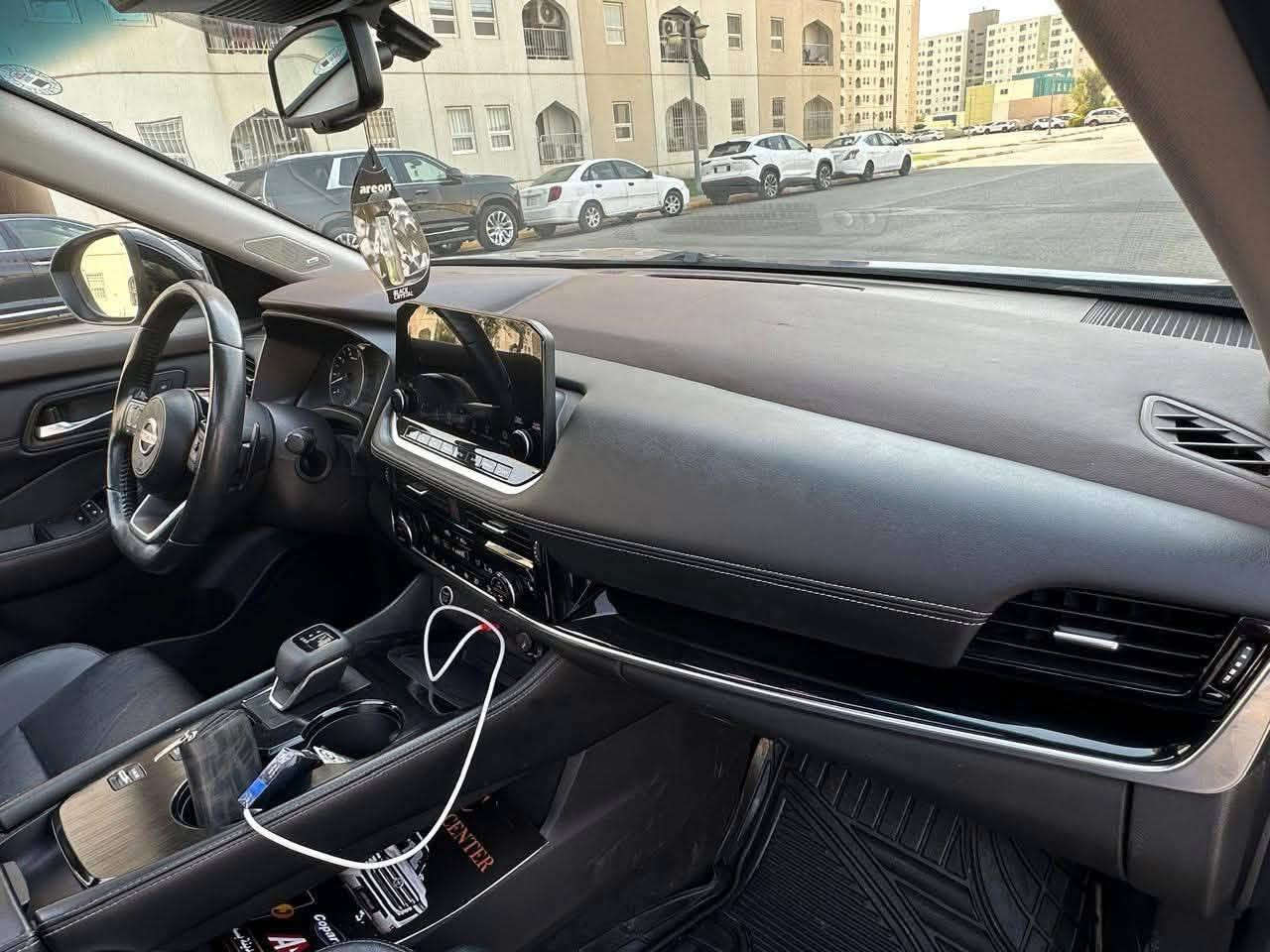 نيسان روج • ٢٠٢٣ • وارد امريكي