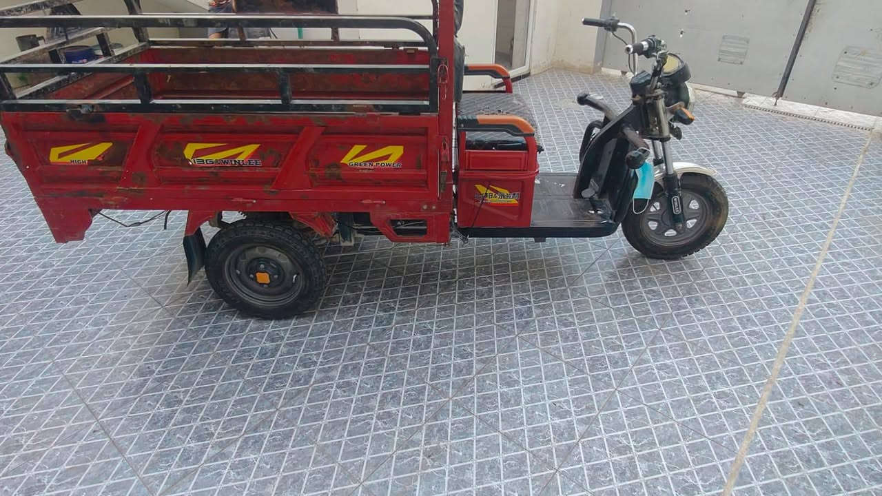 ستوته شحن للبيع بطاريات فحص تسعه السعر 950  وبيهه مجال للتواصل ***********

