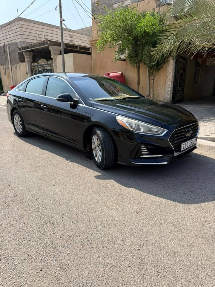 سوناتا 2019 للبيع وارد كندي
محرك 2400 jdi
السيارة تخم تاير جديد 
باتري اميرون جديد
رقم سليمانية بأسمي السنوية تنتهي 2031
مكفوله من الصبغ والفتح والتبديل 
بيها ملاحظة وحده البنيد جان بيه فابلون وانشلع وياه صبغ شي بسيط 
معروضه 135 $ وبيها مجال قليل
مكان السيارة البصرة
***********
