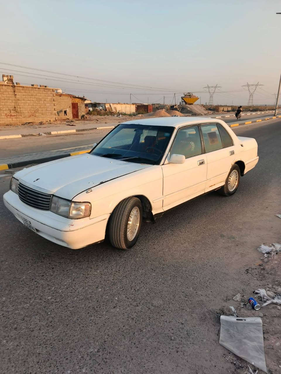 السلام عليكم 
للبيع ارنب كراون 
موديل 93
مكفوله من الكص والنقل والضربه القويه والصبغ العام 
بأسمي تحويل ثاني يوم 
سنويه لل29
حداديه جديده 
تخم تاير 
تبريد شغال نقص بس غاز 
العنوان البصره /ابوصخير 
للأستفسار اكثر 
*********** البصرة, العراق
