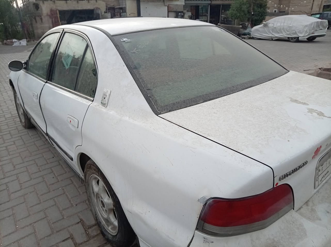 مسيو بوشي كلنت • ٢٠٠١ • حي جهاد