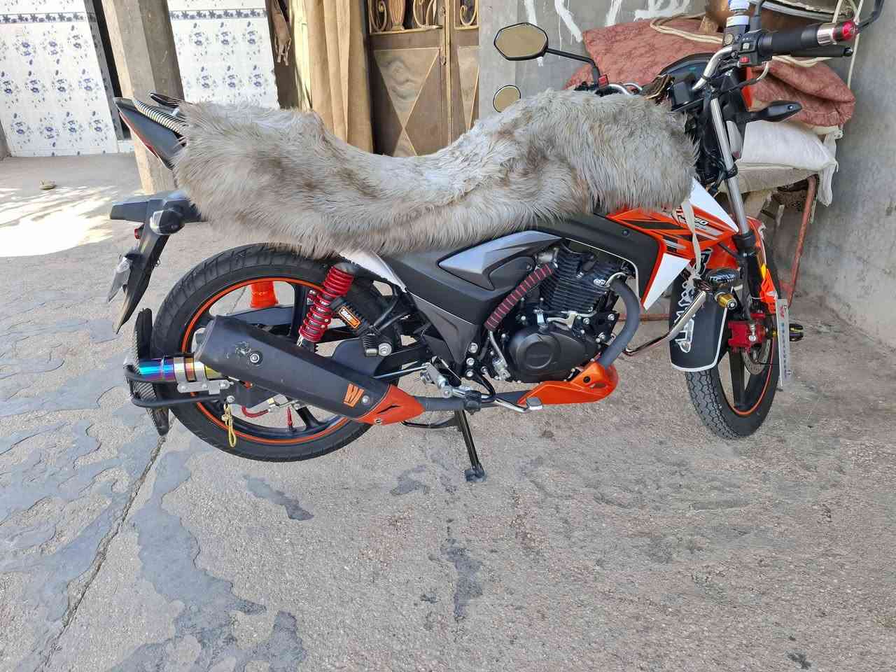 اقره المنشور للأخير هاوجي موديل 22 ماشي 13 ونص ماطور بلادي اي نقص مابي اوراقه ب اسم محد مزهر يرهم مراوس ب شنك او سولنك وفرق ويرهم بيع ب 14 ورقه
اقره المنشور للأخير هاوجي موديل 22 ماشي 13 ونص ماطور بلادي اي نقص مابي اوراقه ب اسم محد مزهر يرهم مراوس ب شنك او سولنك وفرق ويرهم بيع ب 14 ورقه ***********
