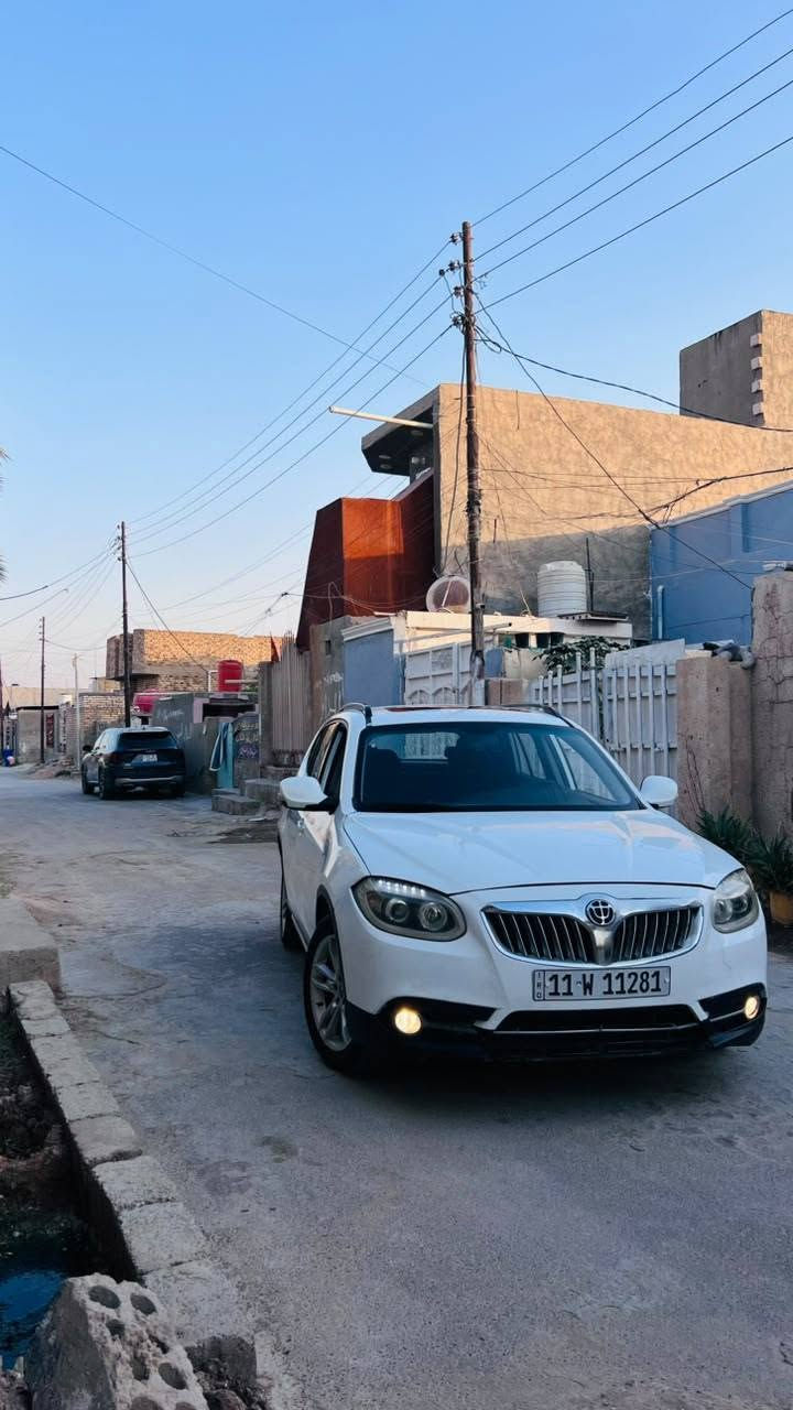 برلنس موديل 14 مكينه كير مقفولات حداديه جديده تايرات باتري غرفه جديده كهربائيات كلها شغاليه اي نقص مابيها رقم انكليزي بغداد تحويل ثاني يوم سنويه الحد 30 تصقط السعر ٦٨ وبيها مجال *********** مكان السياره بابل ناحية الامام
