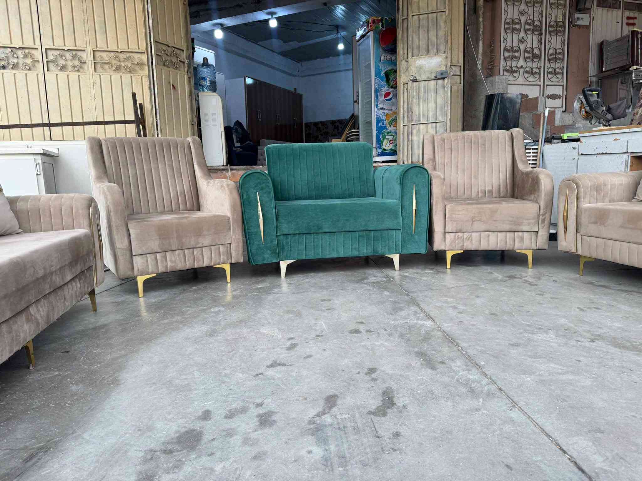 طقم ١٤ نفر • كنب • نظيف