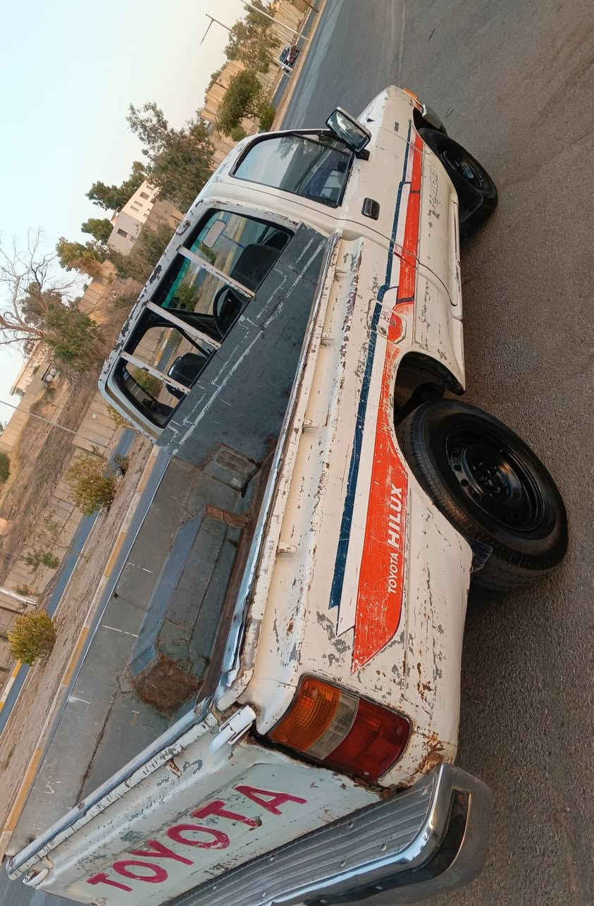 سلام عليكم بيكم 90 بدون صبق مشروع وطني لغايت28 شرط تحويل كير محرك كروسيده جديد أو اكسل شاصي شرط الفحص تيرات جديد دفتر بانزين مكاني كركوك سعر 48 بي مجال رقمي ***********
