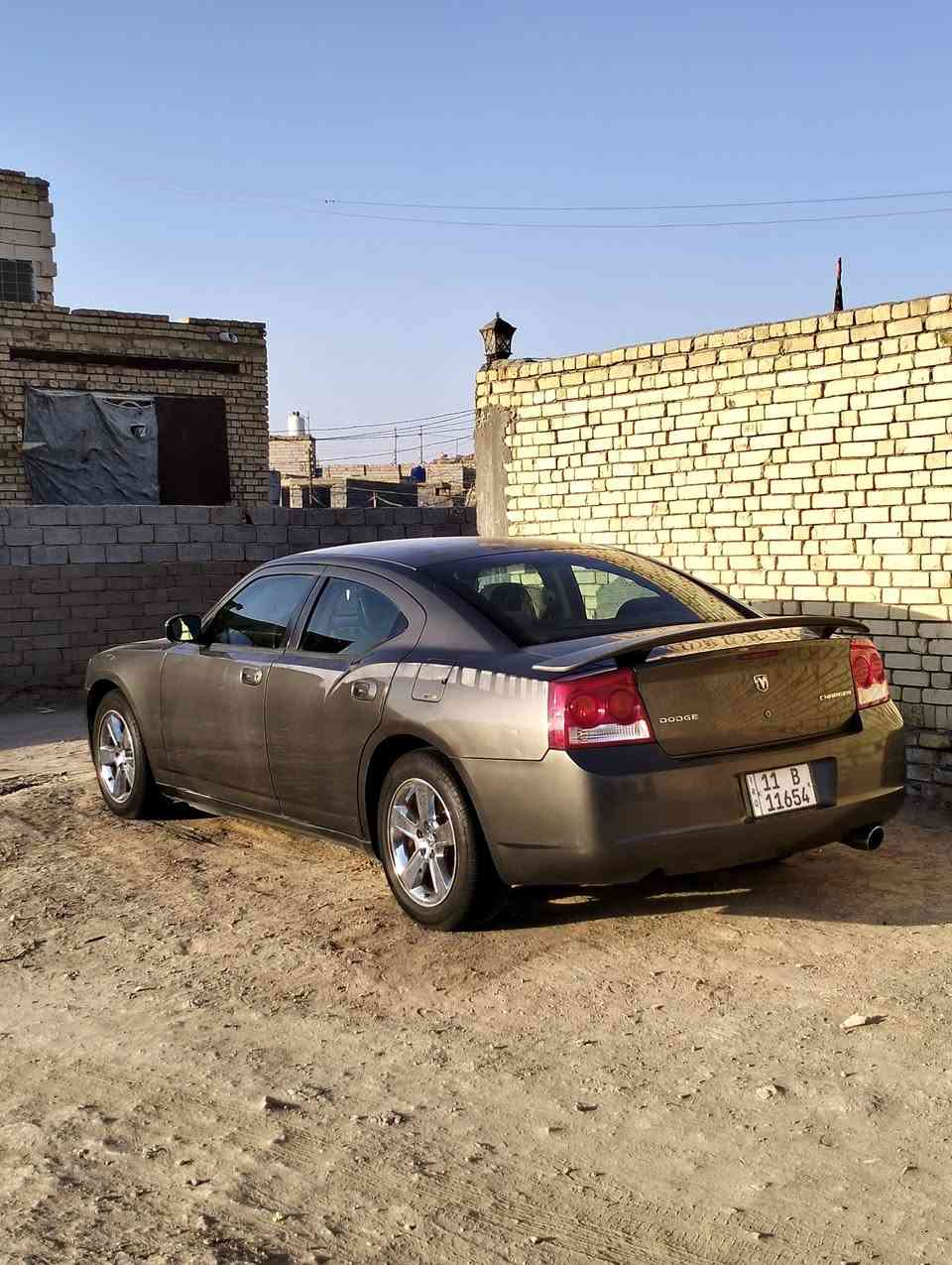 السلام عليكم جارجر 2009   للبيع بسمي تحويل ثاني يوم سياره جاهزه ما مشتغله علئ خط تخم تاير تبريد كله شغال مكان السياره بالناصريه مركز السعر 90 او بيه مجال حك للاستفسار ***********
