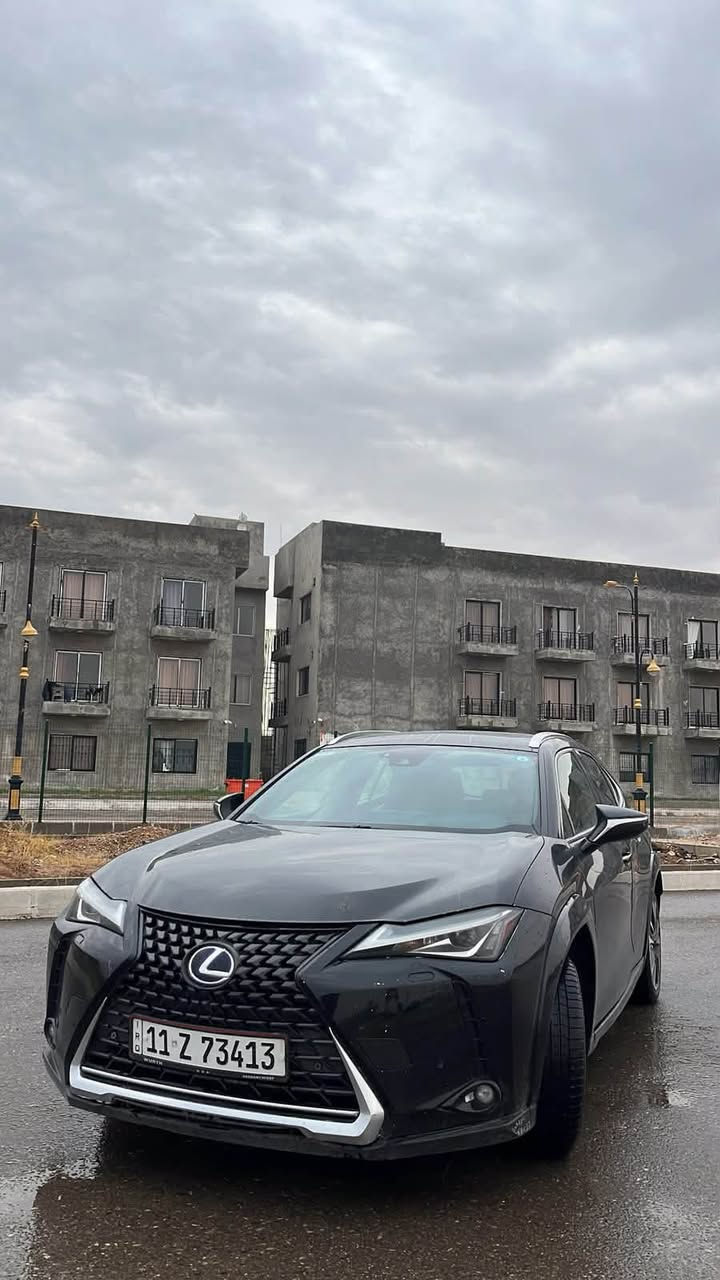 لكزس UX250 • هايبرد • ماشي 25الف