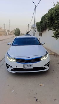 k5 سعر 130  موديل 2021    معوقين سنه ونص وصير حره  شوف سونار داخل صوره...
