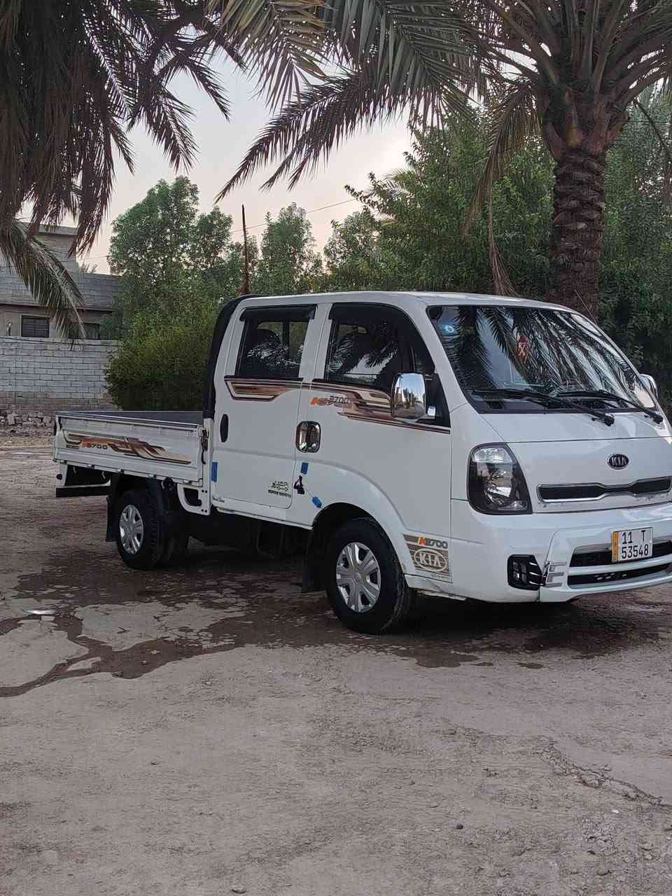 كيا حمل دبل قماره موديل 2013 سياره بلاديه 2700 المكان بغداد السعر 125 وبيها مجال الاستفسار ع الرقم ***********
