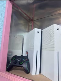 Xbox One S • ٥٠٠جيجا • جوستك احترافي」「مفتوح تنضيف」「توصيل」「حي سومر