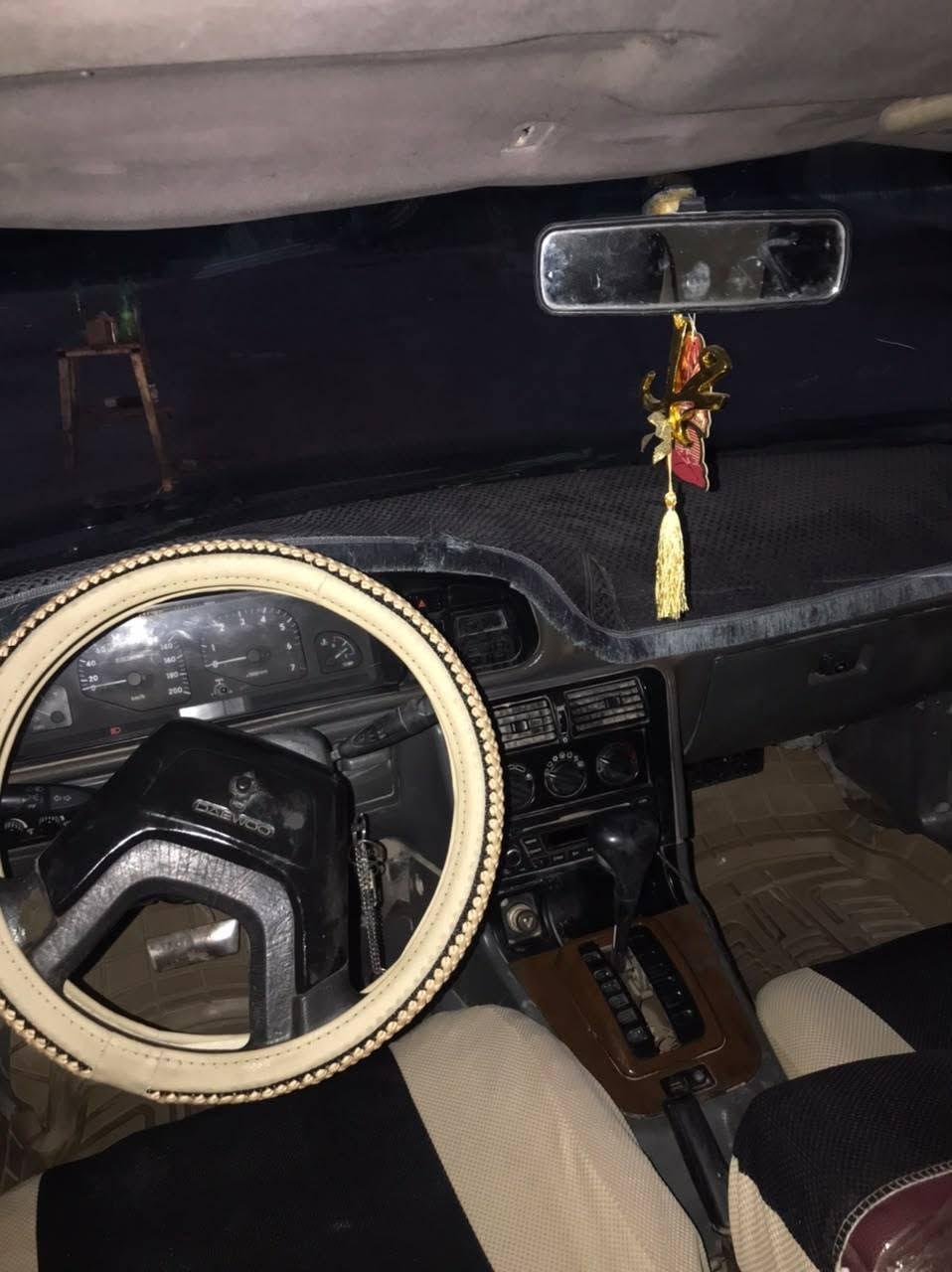 للبيع بسعر مناسب / برنس م94/ مصبوغه جماليه بلاديه شرط رقم انگليزي مشروع وطني سنويه جديده تحويل مباشر شرط / كير اوتو الكير شرط المكينه بيها صوت يطق فقط / منضومه تبريد كامله بس دگمه فان عاطله / سياره بدون خياس ولاضربه /
السعر (25) مجال بسيط مكاني تكريت الديوم ***********  /   ***********
