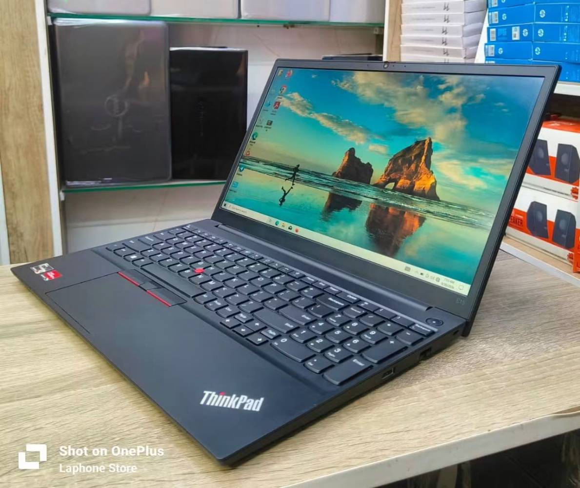لينوفو ThinkPad E15 • i5 الجيل ١١ • ٢٥٦ جيجا SSD