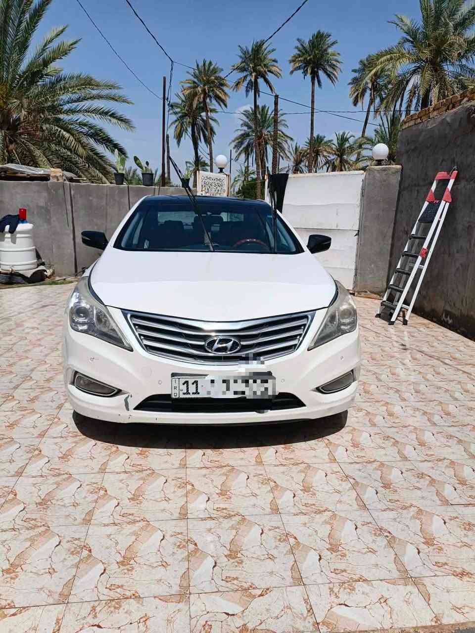 🚨🔥 إذا ما تحصل عالخط… اتصل أو راسل واتساب 🔥🚨
📞 *********** — واتساب متوفر

🚘🔥 هونداي أزيرا 2013 خليجي — فول مواصفات 🔥

✨ سيارة مرتبة وجاهزة للشراي
🇰🇷 موديل 2013 — خليجي
📋 رقم بغداد دولي — السيارة بأسمي
🔑 تحويل مباشر

💥 الملاحظات:
• باب واحد صبغ
• الهلال الخلفي بيه أثر دحجة فقط
• ❌ بدون أي داخل
• كلشي واضح وبكل شفافية

⚙️ المحرك:
🔥 6 سلندر DOHC
⚠️ المكينة مفتوحة وبيها صوت رواجز — مو مخفي على الشراي

⭐ فول مواصفات:
• فتحة سقف
• بصمة تشغيل
• بصمة أبواب
• كراسي جلد كهرباء
• تبريد وتسخين كراسي
• شاشة
• كامرة خلفية
• حساسات
• تحكم بالمقود
• تحكم ستيرن
• مثبت سرعة
• تحكم من الدركسون
• تكييف أوتوماتيك
• جنوط ألمنيوم
• مواصفات أزيرا المعروفة

💰 السعر: 110 ورقة
🤝 وبيها مجال للشراي الجاد

📍 المكان: بابل — منطقة الدبلة

📞 ***********
واتساب متوفر 📲
