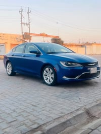كرايسلر ٢٠٠ • ٢٠١٥ • داموك