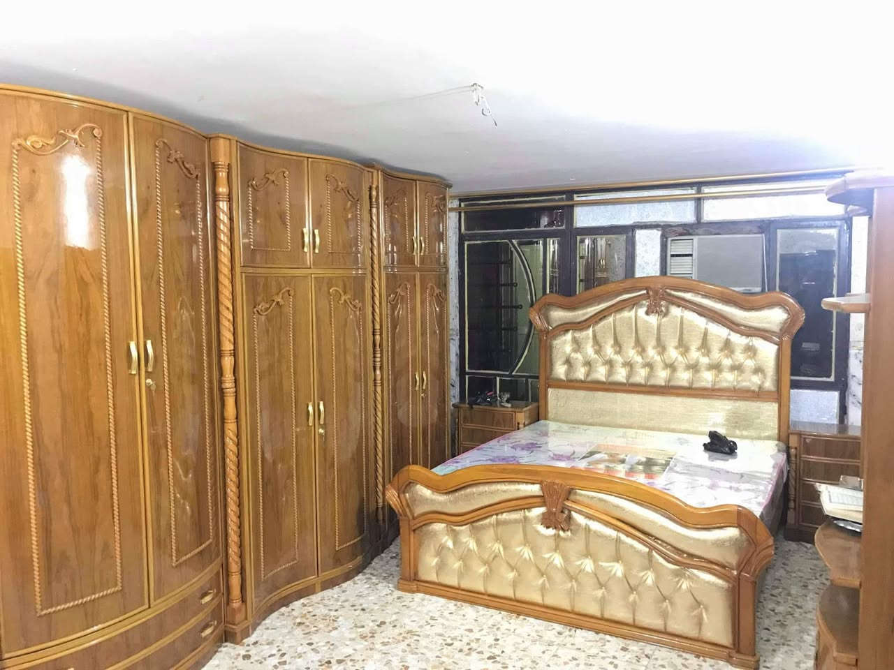 سلام عليكم ورحمة الله وبركاته
غرفة نوم صاج تسكام سويتها ب 3 ملاين و500 الغرفه أريدها ب ب واحد ونص بس الجاد وشراي يدخل خاص محتاج واريد ابيعها ***********
