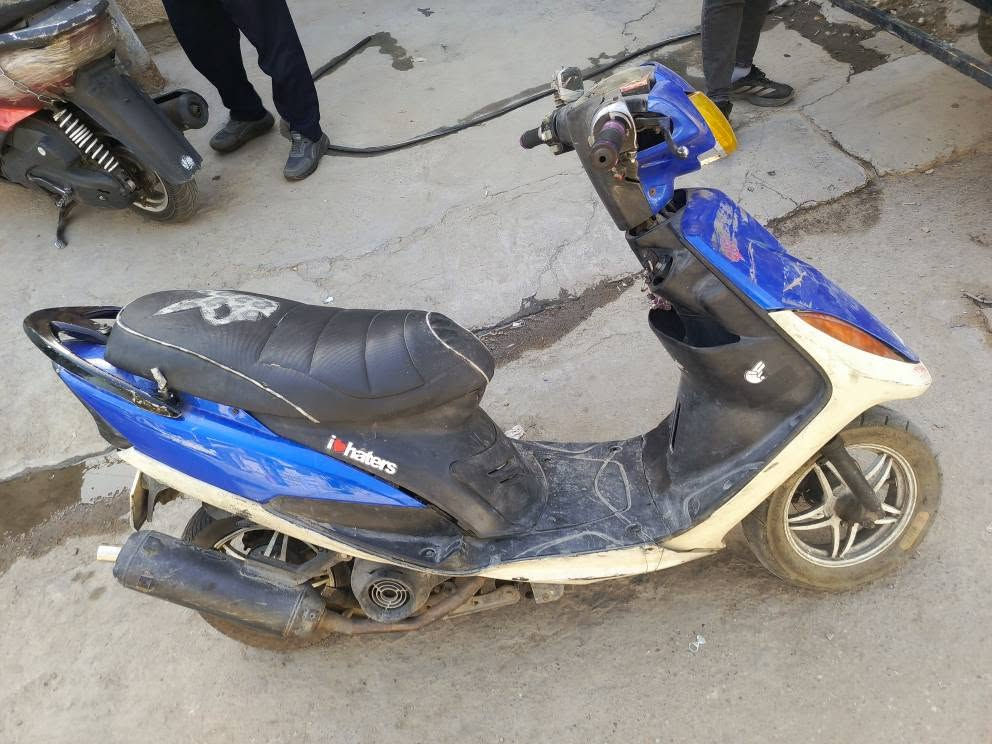 السلام عليكم دراجه ماكس عدله نظيفه شغاله دراجه رادها ترتيب قليل ياخذها ما يخسر 250,000 وبيها مجال التواصل على هذا الرقم وكاله بغداد كراده *********** بغداد, العراق
