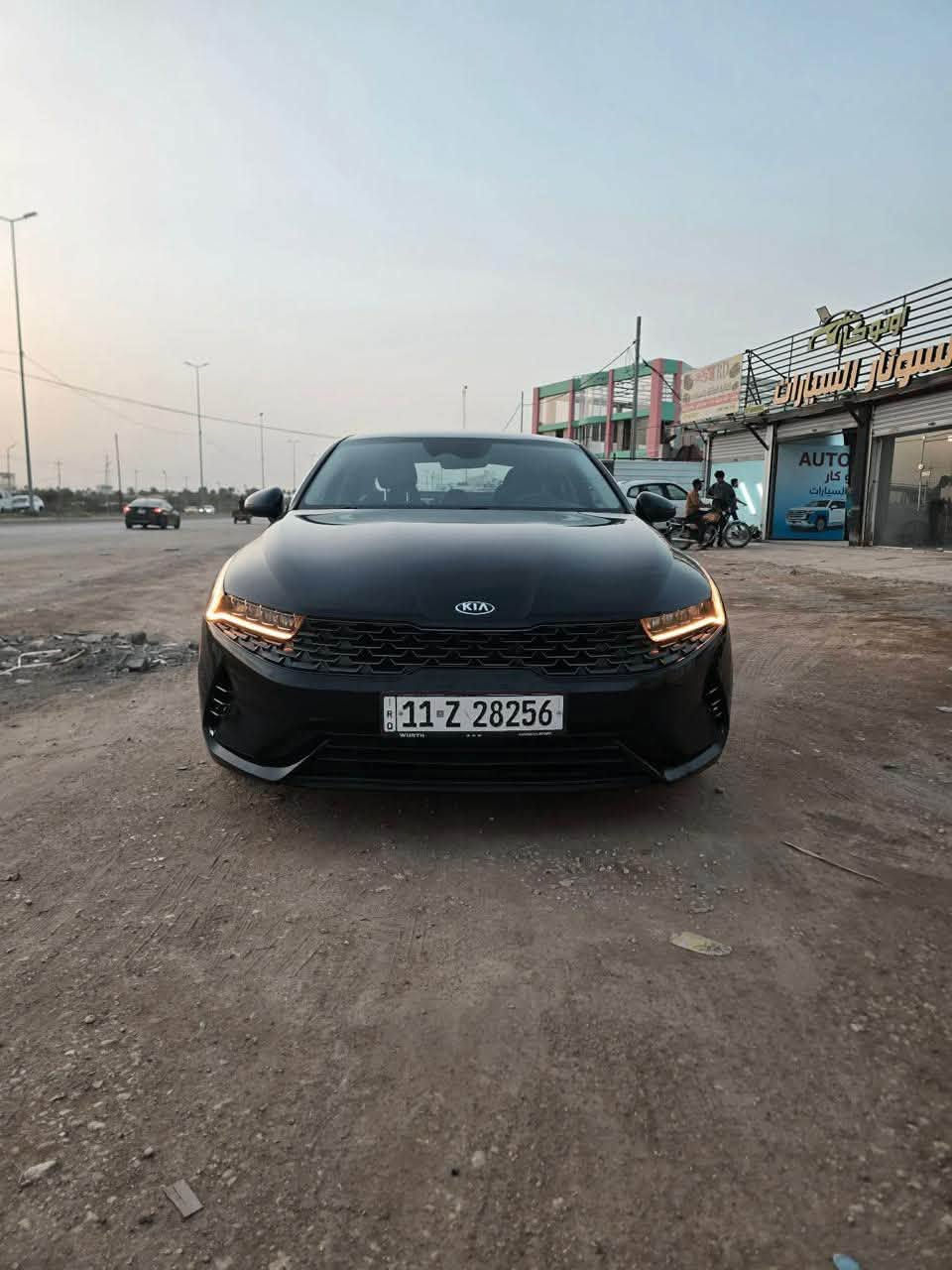 @اوبتيما K5 وارد امريكي موديل 2021 حادث بسيط جدا بدون ايرباك ربع الباب الخلفي 
جهت السايق موضح بالصوره ماشية 85
رقم بغداد انكليزي السعر 147 بي مجال بسيط مكان بابل مسيب رقم ***********
