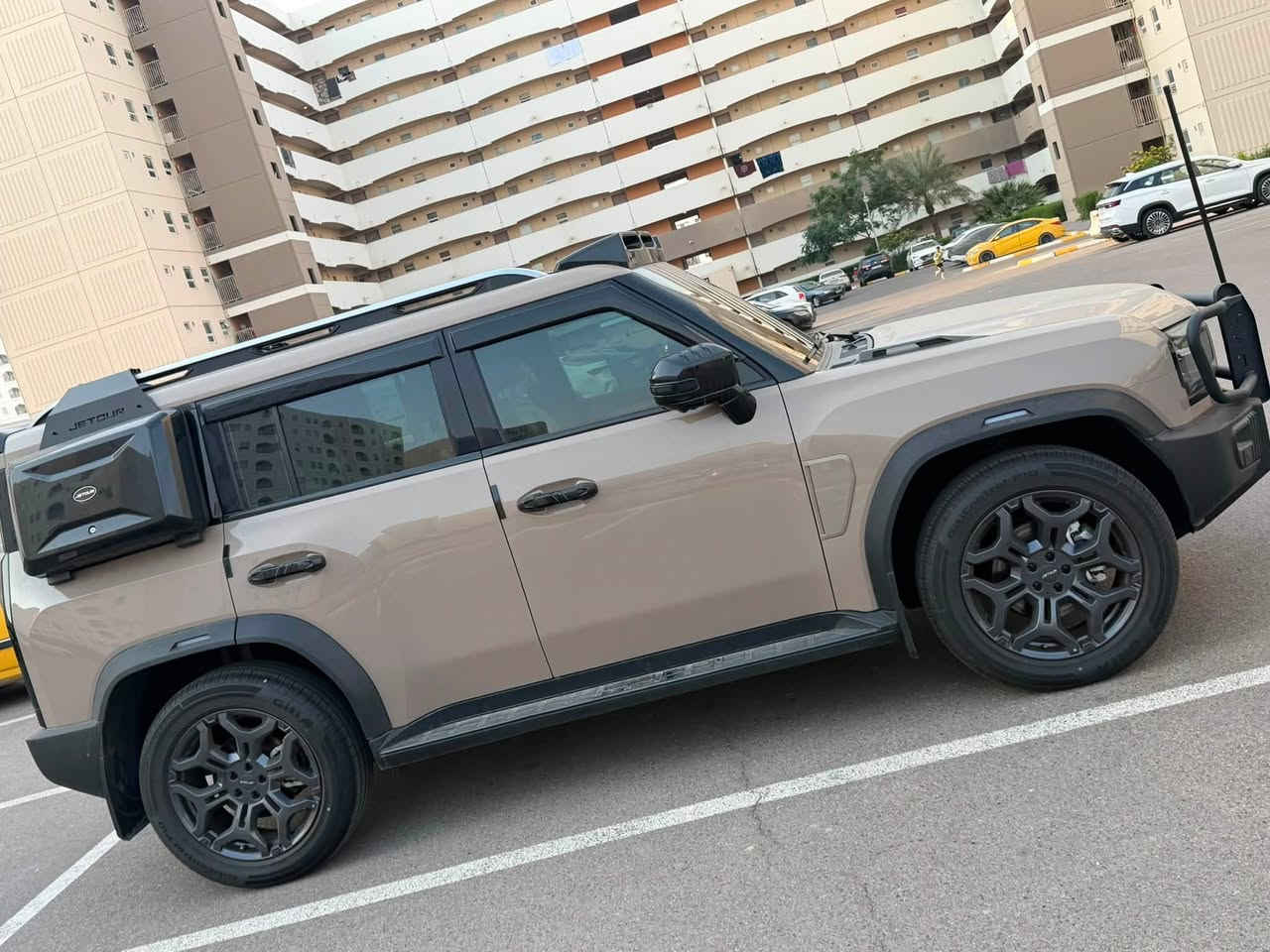 جيتور t2
٢٠٢٥ وكاله شركه هارليم ماشيه ٢٥٠٠كيلو
زيرو مكفوله وبعدها ضمان الشركه 
تبديل الدهن مره واحده بالشركه 
كامل اكسسوارات جيتور بيها 
رقم بغداد 
السعر ٣٩ونص مليون
*********** واتساب
