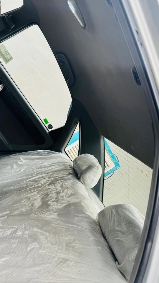 اوبترا موديل ٢٠٠٨ لون سلفر خليجي رقم اربيل الجديد باسمي
صدر امامي خلفي جديد 
تدفئه وتبريد شغاله 
كهربائيات كلها شغاله 
شاشه ايباد اصلي وكامره دواره وتخم سماعات صوتها روعه
قطعتين صبغ جاملغ وبنيد وقطعه وحده كلير السعر 65 وبيها مجال ***********
