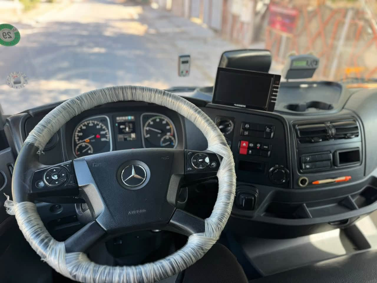 ٢٠١٨ • ٦ سلندر • طول ٧٢٥