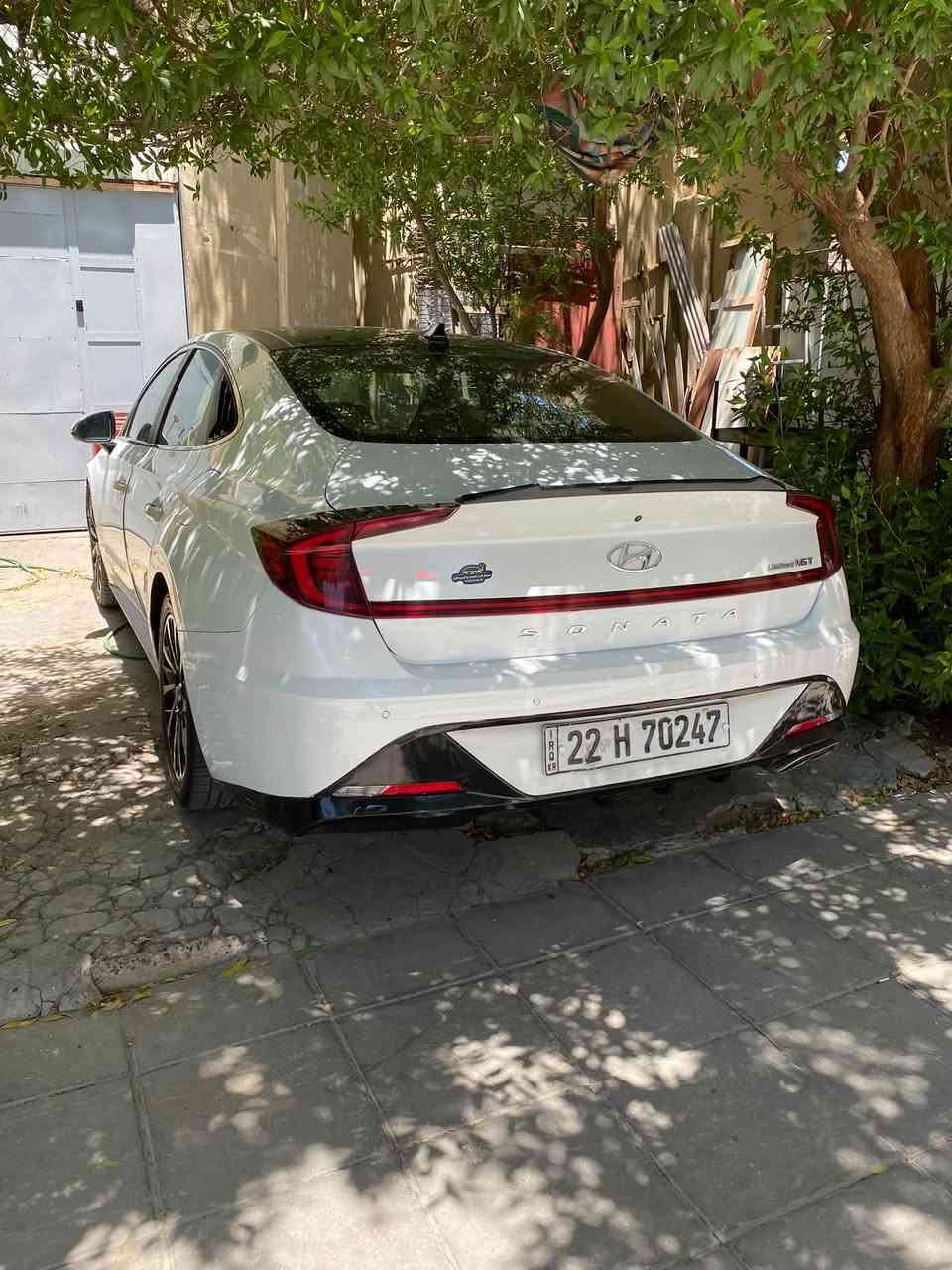 سوناتا  2020 لمتد
فول مواصفات اعلى فئه

لون ابيض

داخل مشمي فاتح 

رقم اربيل

مواصفاتها :

1 .نظام رؤية محيطية 360  مكون من 4 كاميرات .

2.نظام كاميرات تعمل مع الاشارة تضهر شاشة عداد السرعه 

3.نظام نقط عمياء و تنبيه 

4.نضام توقف تلقائي عند الرجوع

5.شحن هاتف لاسلكي

6.نظام المفتاح الذكي ( السياره تتقدم و ترجع بالسويج )  والتشغيل عن بعد

7.نظام اوتو بارك ( السياره تطبگ وحدها ) 

 8.شاشة كبيرة قياس 10.3 لمس  وشاشة العداد 12.3 انش

9.نظام قيادة  شبه ذاتية

10.داتا شو يعرض على الجامة الامامية  السرعة وجميع الرادارات 

11.نظام تفادي الاصطدامات الأمامية من خلال رصد المشاة .

12.نظام الخروج الآمن عند فتح أبواب السيارة من ترصد 

13.نظام المحافظة على المسار مع توجيه اوتوماتيكي 

14.بصمه تشغيل و ابواب 

15.مقاعد امامية تدفاء  و تبريد و خزن ميموري

16.مقاعد اماميه كهرباء

17.حساسات امامية وخلفية  

18.نظام ازالة الضباب و المطر تلقائي عن الزجاج الامامي

19.بانوراما 

‏ 20.LED اضاءة داخليه +اضاءة خارجية زنونLED 

21.تبريد قطعتين امامي خلفي 

22. السماعات (12 سماعة)Boss

“وبعد بيهه اهواي مواصفات ما ذاكرهه

السياره حادثها 3 قطع جاملغ امامي ونص بنيد وجاملغ خلف السائق 

 السعر 149

محرك ١٦٠٠ تيربو 

للاستفسار :***********
 للاستفار  :***********
