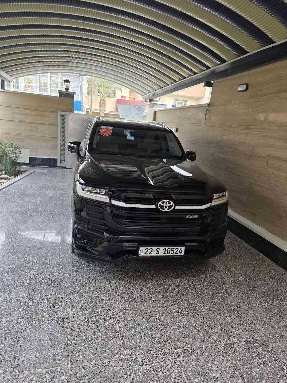 لاندكروز • موديل ٢٤ • ساز بلاك