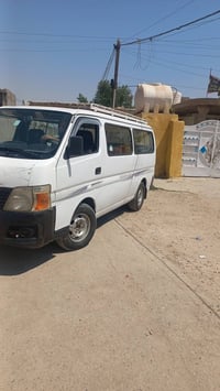نيسان للبيع  ٢٠١٠ مكفوله  عدى طخه بلبنيد  معمره ما مصبوغه مكينه  كير  ...