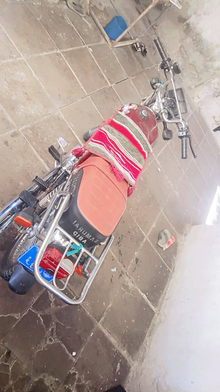 سلام عليكم درجه اربع كير لبيع موديل 23 اوراق سكنر مكينه مامفتوحه
*********** 625 بيه مجال حك الجيه

