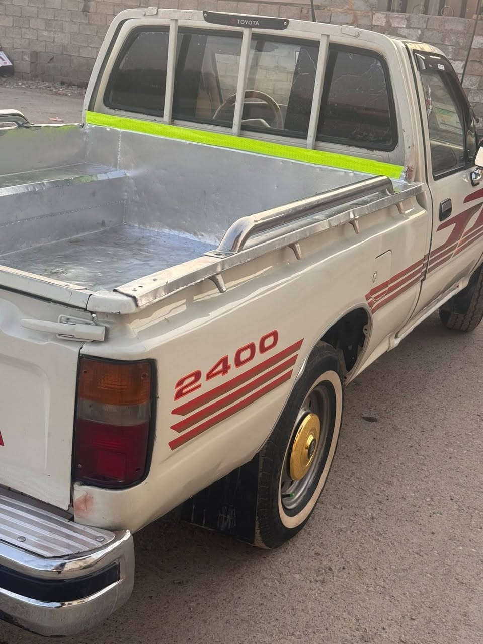 السلام عليك
بيكم موديل 90بغداد الماني سنويه نهايته 27 بغداد محرك كروسيده خمسه كير بيته بدايه تنقيص دهن سمكره وصبغ قبل 5اشهر محدثه 1997دوشمه جديده داخله كان ازرق حدثته صحراوي  شريط 97تخم تاير كهربائيات كله شغاله حداديه صدر جدبدسنويه عاج غلاف بدي صغ جديد شواصي مكفوله جام يصعد و ينزل صفحتين كيجات حماوه وطوافه بانزين وكيلو متر شغال رايده ((57))ورقه سكني بغداد الراشديه حي الانتصار  هاتف ***********
