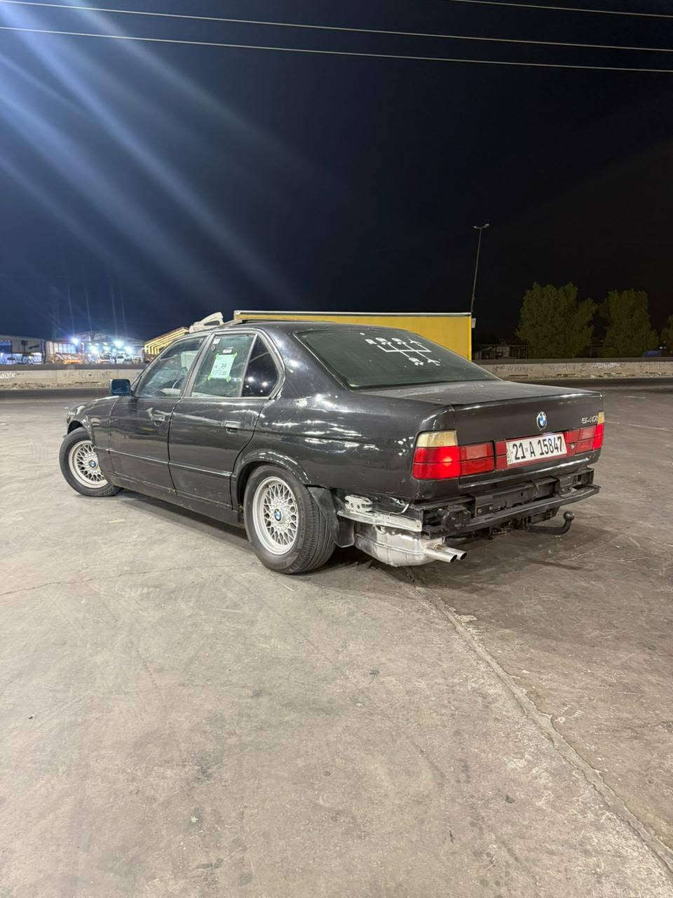 BMW E34 525 
للبيع او مراوس .
بي ام 525 كبس عدل ، كير عادي 5 نمر ZF , شلعة معدل صاروخ ، مكينة او كير او كسل او حدادية او تخم تاير او ضفيرتهة او باتري كلهن جدد او بشرط ، سيارة خير من الله او مال جناي ، السيارة رقم سليمانية او بسمي تحويل ثانيوم ، مكان السيارة / بغداد مقابيل مرور الحسينية /***********/
*فقط الشراي .ملاحضة / دعامية الخلفية موجودة .
