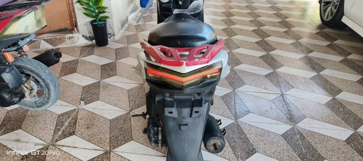 سكنس • ٢٠٢١ • سلف وهندر