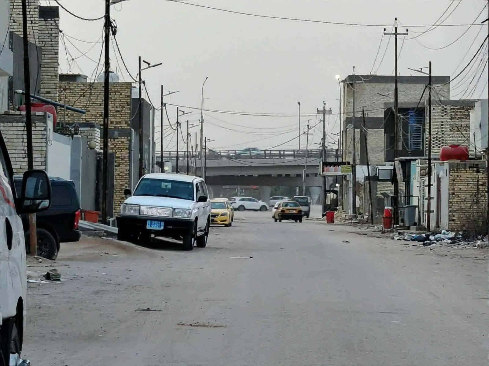 🏡دار للبيع🏡مكتب النجف عمود 282
المساحة:200 متر مربع
عدد الطوابق:طابقين
نوع السند:#طابو_زراعي_سند_٢٥_أقرار

تفاصيل الطابق الأول:
غرفتين
صالة
مطبخ 
صحيات عدد 2
استقبال
كراج كبير/مكشوفه 2

تفاصيل الطابق الثاني:
غرفتين + سويتات (كل غرفة بحمام)
صالة
سطح
مطبخ شتايكر

الميزات:
ماء
كهرباء
قريب من: سوق/مدارس/تبليط #عرض_20

الموقع:🏡 (#توجد_جميع_المساحات)
نجف/شارع الصب عمود 282
شارع جسر الشهداء
 #ملاحضه_يبعد_عن_الجسر90متر
