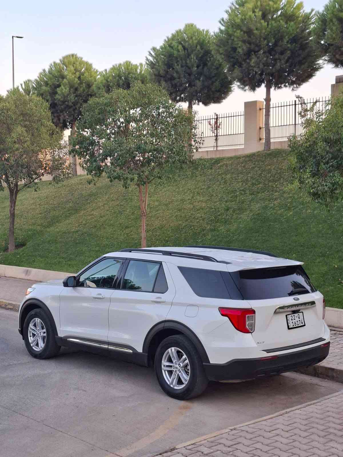 اكسبلورر XLT • ٢٠٢٣ • ٧ ركاب