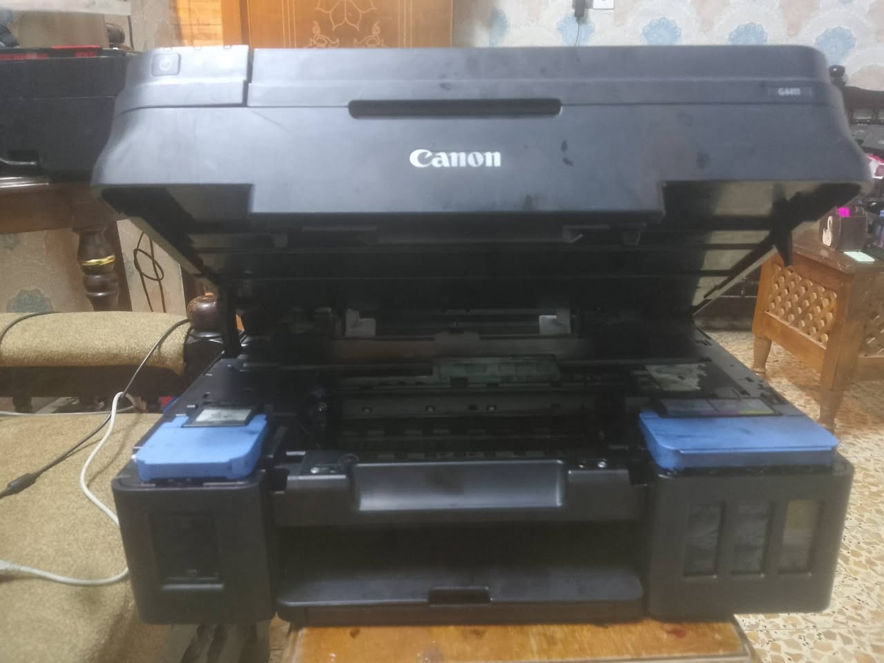 السلام عليكم
طابعة كانون G4011 للبيع بحالتها ( قطع غيار او صيانة). > تظهر خطأ 5400. المذر بورد والسكانر سليمان 100%، وتوجد أضرار شكلية بسيطة بالبدن الخارجي. > السعر: 45،000 دينار وبيها مجال تفيد اهل الصيانة للاستفسار على هذا الرقم واتساب *********** المكان بغداد الزعفرانية
