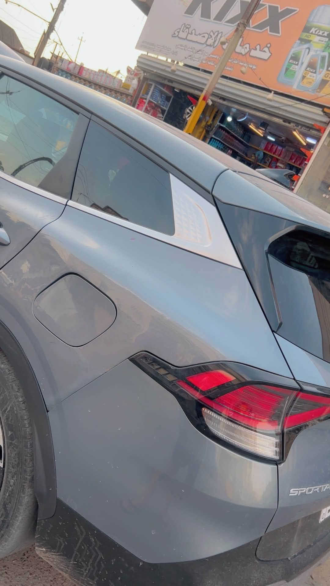 سبورتج امريكي موديل 24 رقم بغداد شهداء بأسمنا باقيلها 8 اشهر احولها اسويلك وكاله عامه فول عدا الفتحة ماشية (40 ميل ) حادث بسيط قبق بانزين مرجعه بارد صور الحادث موجوده بالمنشور  السعر  (195  بيها مجال قليل )  

مكان السيارة 
بغداد / الجديده
***********
