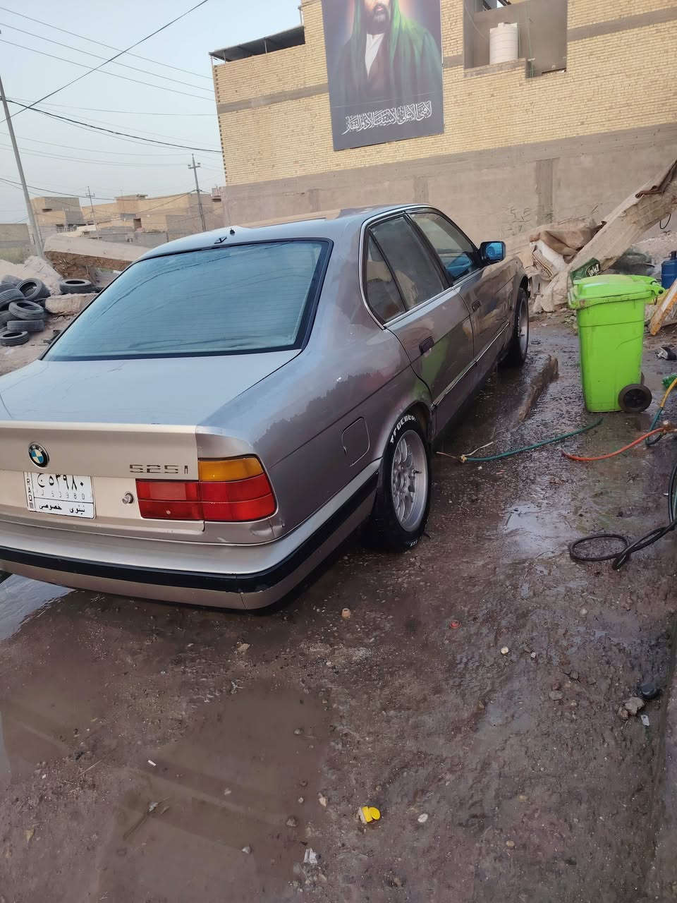 يا الله السلام عليكم. Bmw e34. 525 i
نينوى مشروع وطني بأسمي ل27 
. السياره حداديه امامي خلفي جديده
. كفاله من الخياس والضربه فقط جاملغ امامي الايمن.بي ضربه 
مكينة لكزز 8 سلندر 1uz كير عادي جاترك 260.
السياره وحش شلعه ومعدل.
بدون صبغ بدون معجون عضمتها حلوه شرط قطرة خياس مابيها 
سلايت طگتين شغال كهربائياتها كلها شغاله . اسياره متعوب عليها مال جناي. سعر 50 وبيها مجال قليل
او مراوس  ليلى علوي   العنوان نجف

***********

