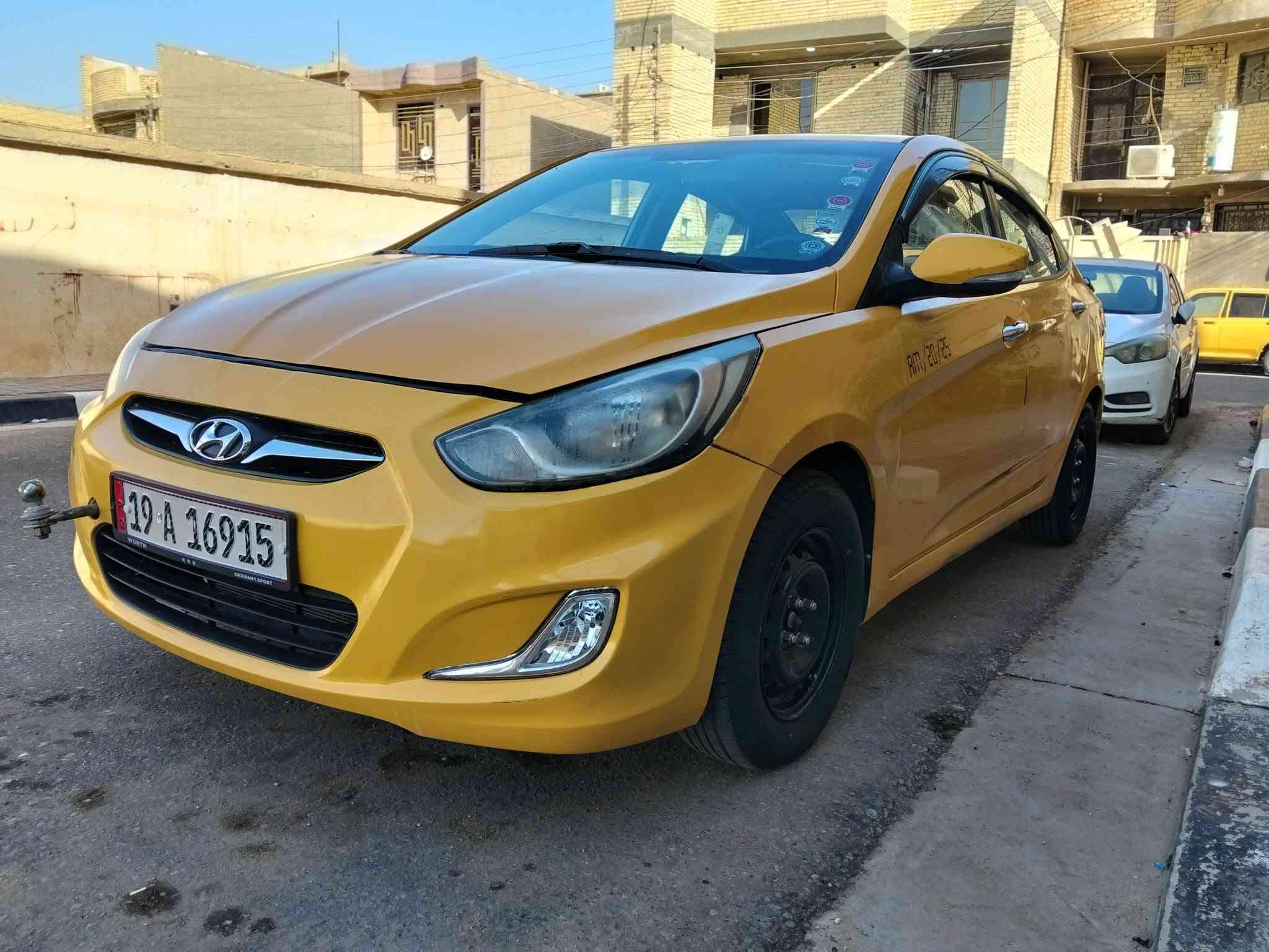 سلام عليكم اكسنت 12 خليجي مكينه 1600دبل قطره السياره مكينه وگير وحدايه نافضها على ايدي تخم تاير صارله يومين سلف جديد تبريد ثلج 
ملاحضه السياره من تحمه عندي يصير بيها مراوح ومرات تصفه 
رقم كربلاء المقدسه ومكاني كربلاء مصفره هيئه ومرور
واي استفسار اني خادم ***********
ملاحضه عندي احترگت الضفيره وبدلتها ماريد اعني شخص من بعيد ويطلع غير شي بس عمرتها تعمير درجه اولى
السعر 70ومجالها حق جيتك
