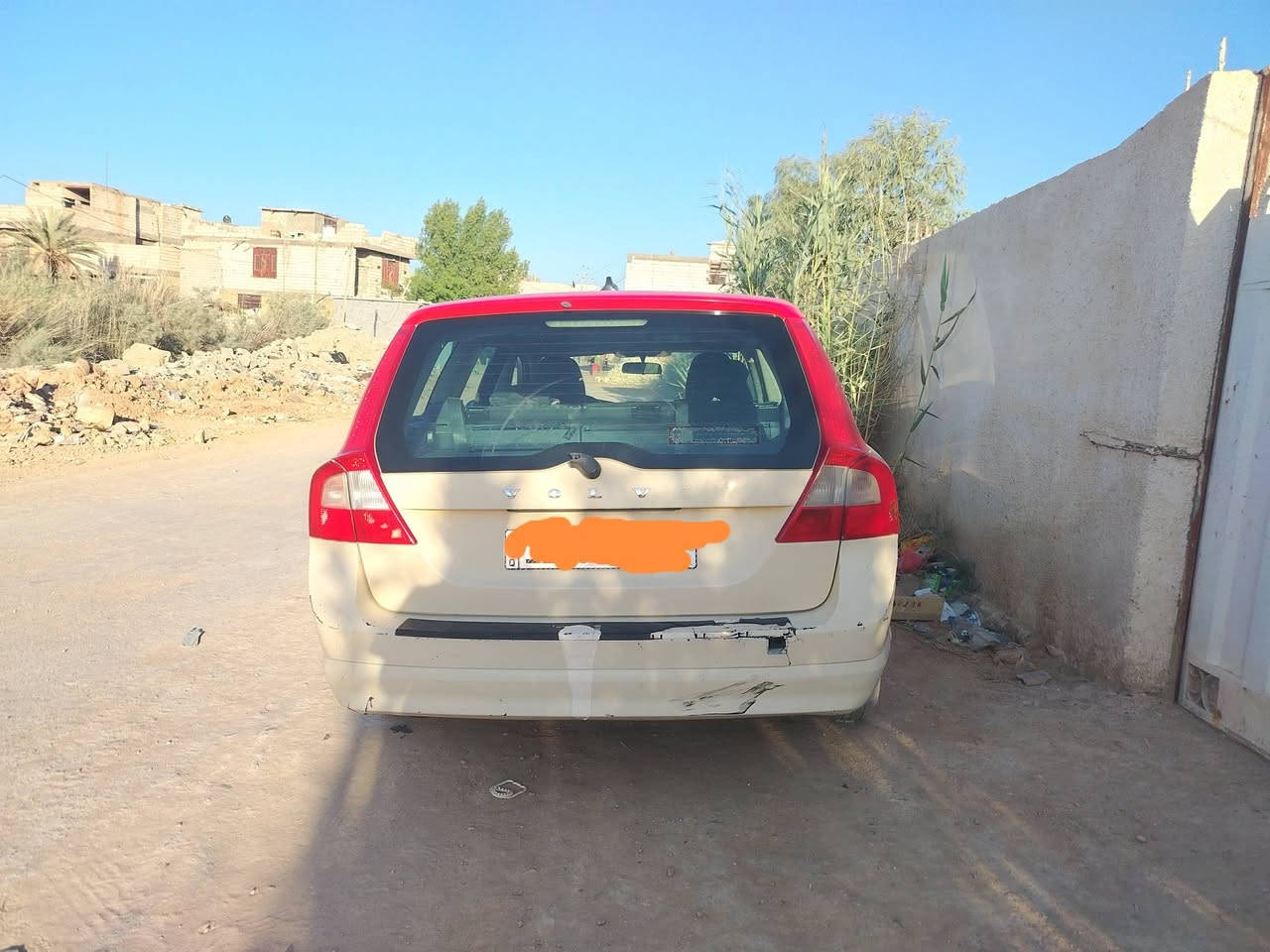 فولفو ٢٠٠٨ خصوصي رقم بغداد بأسمي كير ومكينه كامري محور مكفولات حداديه موزينه تبريد ضعيف السعر ٤٢ وبيها مجال المكان كربلاء المقدسة للاستفسار *********** قابل للمراوس بسايبا او طيبه نظيف
