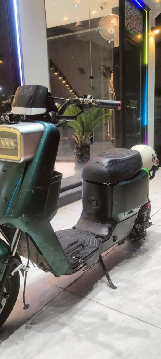 ماطور R7 2024
ملف 1600
سرعه65
5 بطاريات كبير
ويلا كدام وره جديد 
بي ملاحظات بسيطه السعر 225
التواصل خاص أو على الرقم ***********بي واتساب
