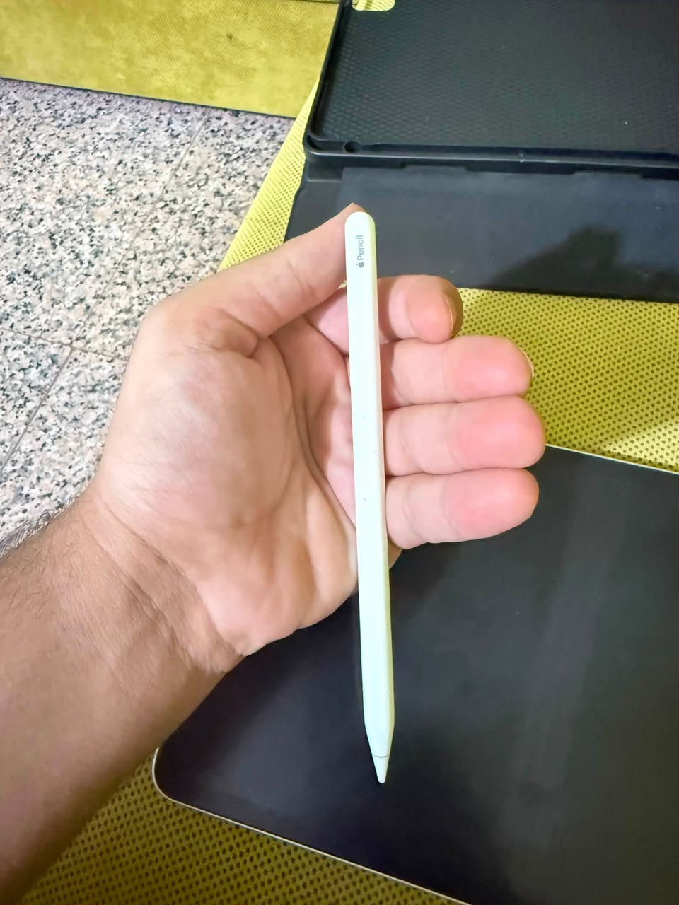 ايباد 11 m2
بطارية ٩٢
دقة الشاشه ١٢٠ هرتز
يشغل ١٢٠ فريم للعبات
وياه قلم ابل جيل ثاني 
ثنين اجهزه وياهن باكيتاتهن
بي عواج و ضربه صغيره من ظهر
شرط الفحص 
العنوان الحبوبي 
رقمي واتساب فقط
*********** بس واتساب ملاحضه
