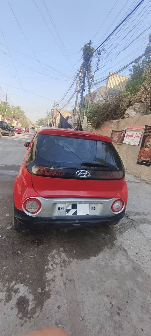 🔴 للبيع او مراوس بريوس هونداي كاسير Hyundai Casper 2024 وارد كوري 🇰🇷
🚗 الموديل: 2024
🎨 اللون: أحمر
📍 رقم بغداد
👤 باسمي — نقل مباشر
- محرك بنزين  MPI
- كير أوتوماتيك
- تبريد وتدفئة تبريد ثلج 🥶
- تشغيل عن بعد
- شاشة اعطال السيارة
- ويل كب
- تاير أمامي جديد
_ مري شفط
_ تحكم ستيرن 
- السيارة نظيفة استخدام شخصي للبيت

🛠️ ملاحظات الحادث:

- البنيد مبدل
- باب الجنطة نفسه ومعمّر
- الدعامية كبس شركة
🔒 الكير والمحرك بكفالة السيارة
📍 الموقع: بغداد – جميلة الثانية

💰السعر 98 والمجال بسيط للجادين.
📞 للاستفسار والتفاصيل: وتساب/اتصال
***********
