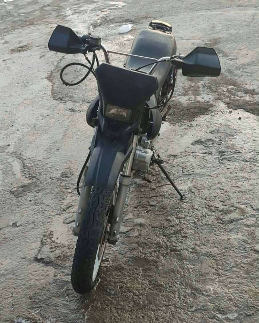 ئەم ماتۆڕە بۆ فرۆشتن شوێن سلێمانی بێ عەیبە مەکینە و لاشەی مەسبوتە بە سلف ئیش ئەکات و هۆڕن و لایتی لەسەرە ، هەرکەسێک ویستی با تەلەفون بکات *********** & ***********
