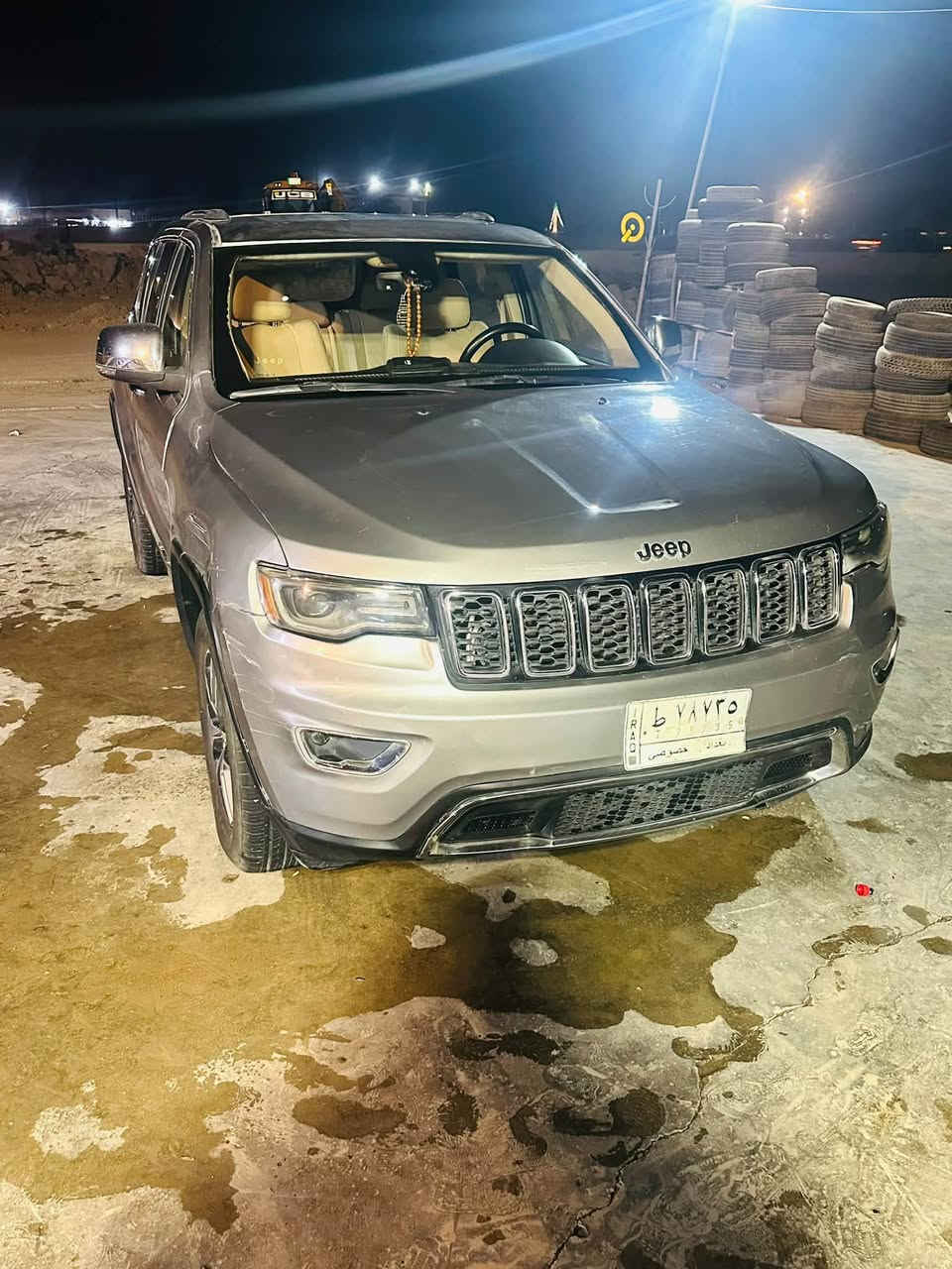 السيارة مصبوغة عام بدون كص وبدون دواخل
Jeep Limited 2018

كلين تايتل

بغداد خصوصي
130,000 ميل 
المحرك 3600

6 سلندر

اوتوماتيك

جلد

مواصفات السيارة 

الكاميرا الخلفية

سقف بانورامي

صندوق كهربائي

التحكم على المنحدرات

مستشعر وقوف

تدفئة المقاعد

تبريد المقاعد

فتحة السقف

بصمة

حساس المطر

شاشة

نظام المفتاح الذكي

التحكم التلقائي في درجة الحرارة

نظام بدء التشغيل

نظام فرملة الطوارئ

8 وسادة هوائية

مانع الانزلاق

تدفئة مقود القيادة

إنارة محيطية

مقاعد تدليك

التشغيل عن بعد

التحكم الإلكتروني في الثبات

مثبت السرعة التكيفي

صندوق بدون استخدام اليدين

زر التشغيل

الضوء العالي التلقائي

حساسات ضغط الإطارات

نظام تنبيه السائق

مكان السيارة بغداد العامرية 

السعر 135

للتواصل ***********

غير متواجد على الفيسبوك

