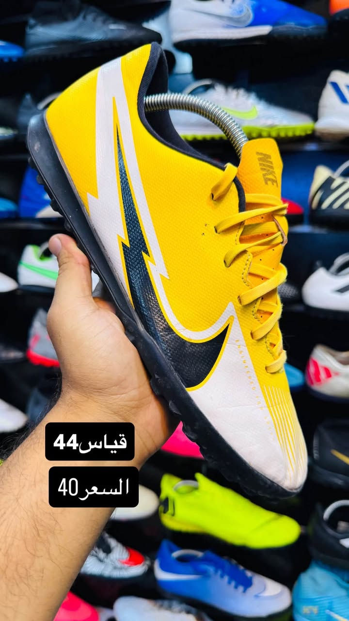 السلام عليكم 🫡 

احذية تارتان بالة اوربي اصلي مستخدم 

كل التفاصيل موضحة في الصورة 

الاسعار اسعار تصفية وثابتة 🔒

خدمة توصيل 🚚 لكل محافظات العراق 🇮🇶 متوفرة 

العنوان/كوت -شارع الشيشان قيصريه البالة عمارة التجهيزات الرياضية 

هـ/***********
