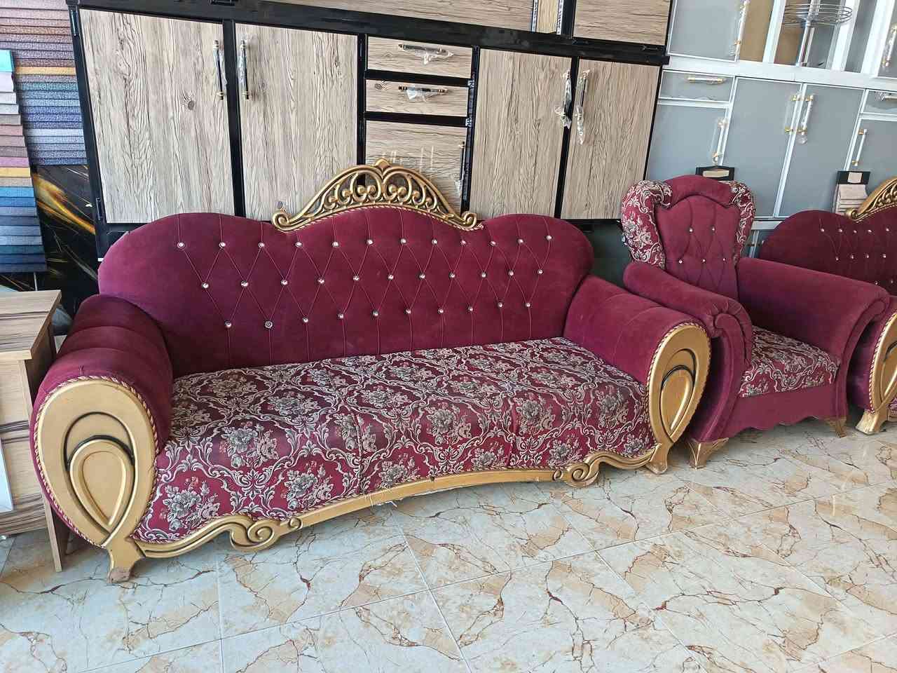 بيع... سريع .....سريع.🚚200الف
معرض ابو عبدالله للاثاث المنزلي 🔥تم وصول وجبه جديده من تخم ملكي مستخدم عشر مقاعد خمس قطع العنوان تكريت الديوم مقابل مطعم المذاق بلقرب من اسواق الزوبعي للاستفسار خاص او اتصال *********** متوفر وتساب
