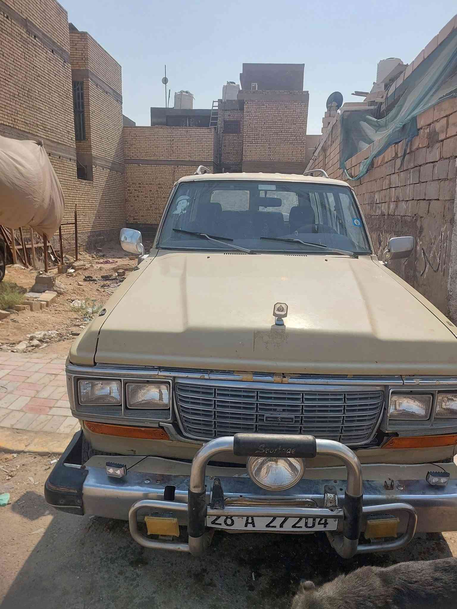 للبيع لاندكروز مديل ٨٨ محور مكينة وكير راس الثور السعر ٣٠ وبيه مجال المكان كربلاء الاتصال على الارقام *********** /***********
